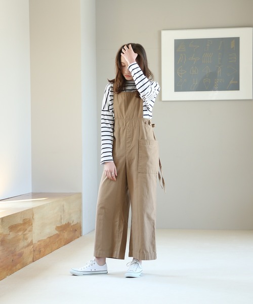 aity(アイティ)の「サイドビッグポケットサロペットパンツ(サロペット/オーバーオール・レディース・ベージュ/カーキ/ブラック・M)」の5枚目の写真