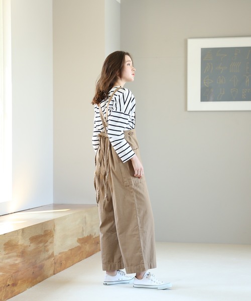 aity(アイティ)の「サイドビッグポケットサロペットパンツ(サロペット/オーバーオール・レディース・ベージュ/カーキ/ブラック・M)」の8枚目の写真