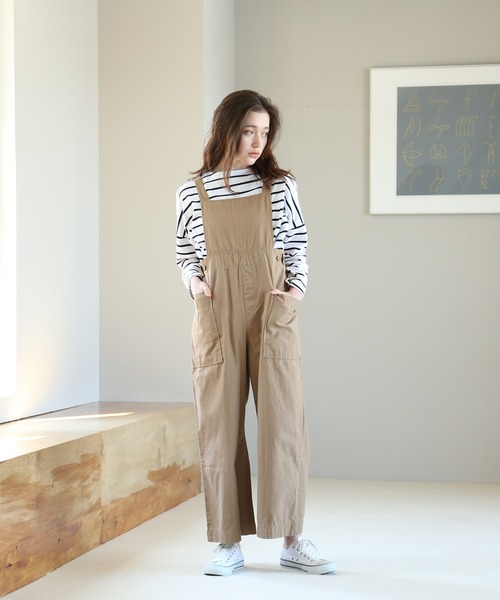 aity(アイティ)の「サイドビッグポケットサロペットパンツ(サロペット/オーバーオール・レディース・ベージュ/カーキ/ブラック・M)」の9枚目の写真