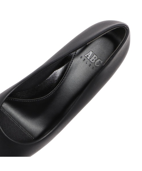 ABC-MART(エービーシーマート)の「ABC SELECT エービーシーセレクト PLAIN PUMPS 5.5 プレーン パンプス 5.5 W5010 BLACK(パンプス・レディース・ブラック・25.5cm/21.5cm/23.0cm/22.5cm/22.0cm/24.0cm/24.5cm/25.0cm/23.5cm/26.0cm)」の9枚目の写真