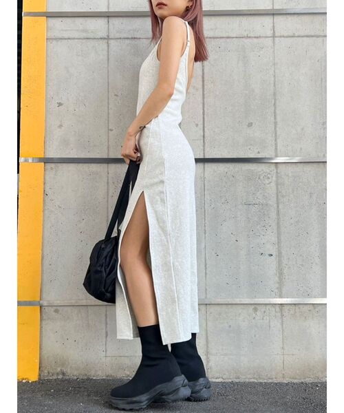 GYDA(ジェイダ)の「【WEB限定】【TINY低身長さん向け】DEEPスリットテレコロングワンピース(ワンピース・レディース・ブラック/グレー/ブルー・FREE)」の10枚目の写真