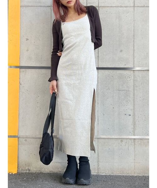 GYDA(ジェイダ)の「【WEB限定】【TINY低身長さん向け】DEEPスリットテレコロングワンピース(ワンピース・レディース・ブラック/グレー/ブルー・FREE)」の16枚目の写真