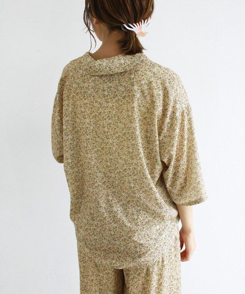 Crisp（クリスプ）の「花柄オーバーシャツ（シャツ/ブラウス・レディース・ブラック/ブルー/イエロー・FREE）」の22枚目の写真