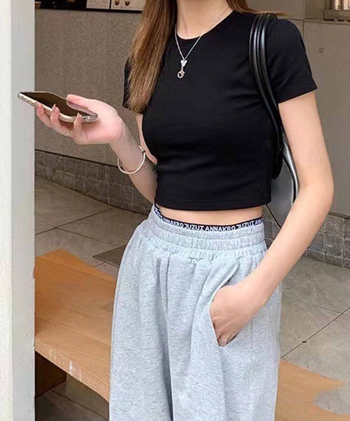 NANEA（ナネア）の「クロップド丈ミニT（Tシャツ/カットソー・レディース・ホワイト/ワインレッド/ブラック・フリー）」の11枚目の写真