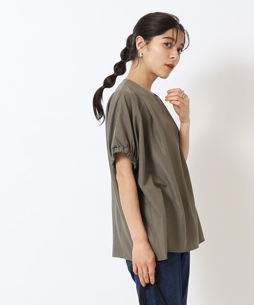 DRESKIP（ドレスキップ）の「◆【体型カバー】袖口ギャザー ドルマン5分袖ブラウス（シャツ/ブラウス・レディース・ブラック/ライトベージュ/カーキ/グリーン/イエロー・00）」の22枚目の写真