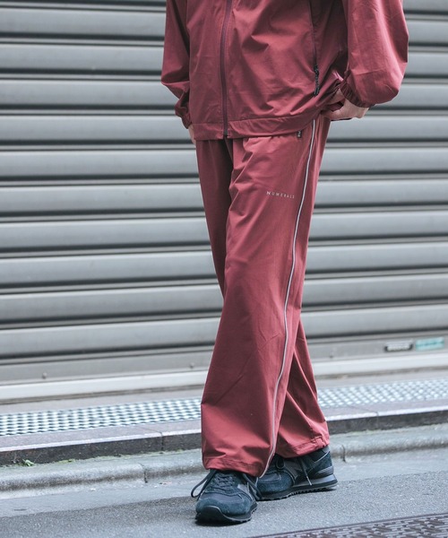 NUMERALS（ヌメラルズ）の「[NUMERALS]パイピングトラックパンツ（その他パンツ・メンズ・チャコール/ボルドー・MEDIUM/LARGE）」の6枚目の写真