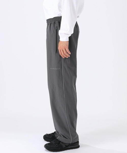 NUMERALS（ヌメラルズ）の「[NUMERALS]パイピングトラックパンツ（その他パンツ・メンズ・チャコール/ボルドー・MEDIUM/LARGE）」の11枚目の写真