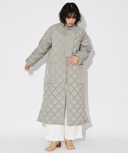 Firsthand（ファーストハンド）の「Firsthand/ファーストハンド リサイクルキルトロングコート / キルトダウンコート / キルティング / 中綿ダウンジャケット（ダウンジャケット/コート・レディース・オリーブ/ブラック・FREE）」の18枚目の写真