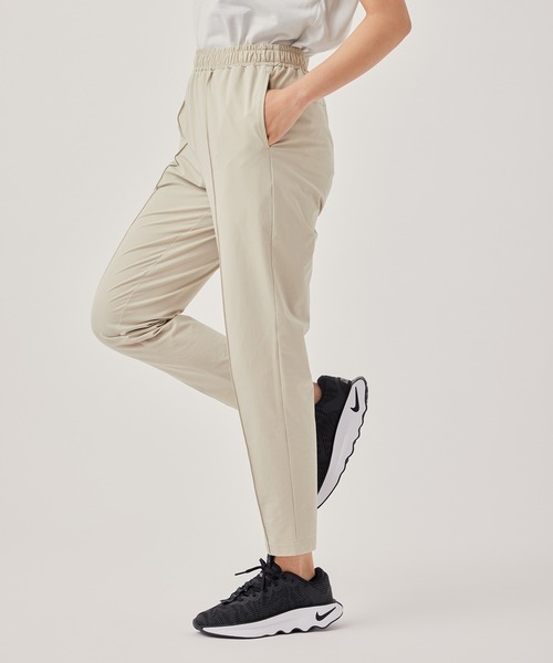 NERGY(ナージー)の「【UV】ストレッチ美脚パンツ(その他パンツ・レディース・ベージュ/ブラック・M/S)」の13枚目の写真