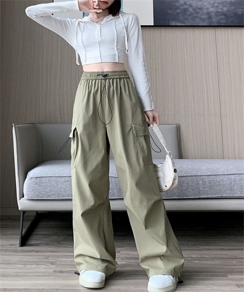 FREE STYLISTS(フリー スタイリスト)の「サイドポケット裾ドローコードワイドカーゴパンツ(カーゴパンツ・レディース・チャコールグレー/ブラック/カーキ/カーキオリーブ/レッド・2XL/XL/M/S/L)」の14枚目の写真