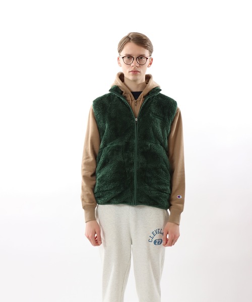 Champion(チャンピオン)の「【Champion/チャンピオン】メンズ ベーシック ジップベスト(ベスト・メンズ・ブラック/ダークグリーン/ブルー系その他/ベージュ/チャコール/ネイビー/ブラウン・LARGE/MEDIUM/X-LARGE)」の5枚目の写真