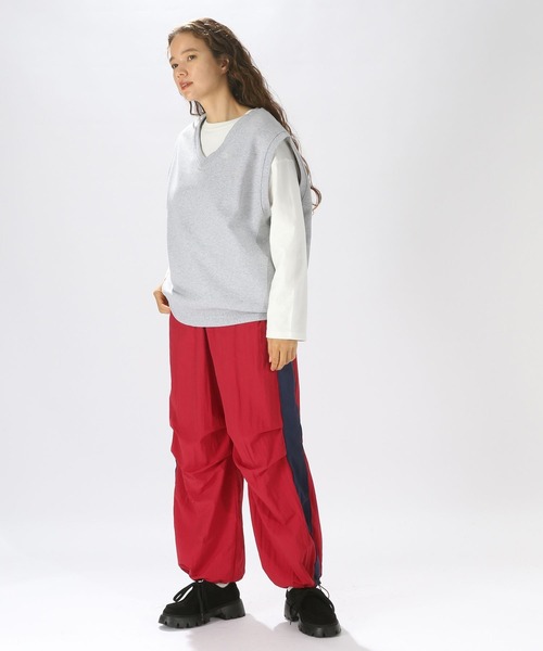 niko and...（ニコアンド）の「ナイロンラインゲームパンツ（その他パンツ・レディース・チャコール/レッド/アイボリー・FREE）」の6枚目の写真