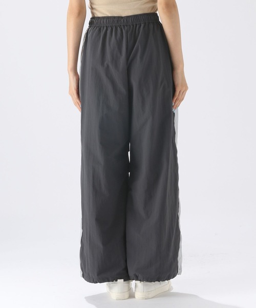 niko and...（ニコアンド）の「ナイロンラインゲームパンツ（その他パンツ・レディース・チャコール/レッド/アイボリー・FREE）」の10枚目の写真