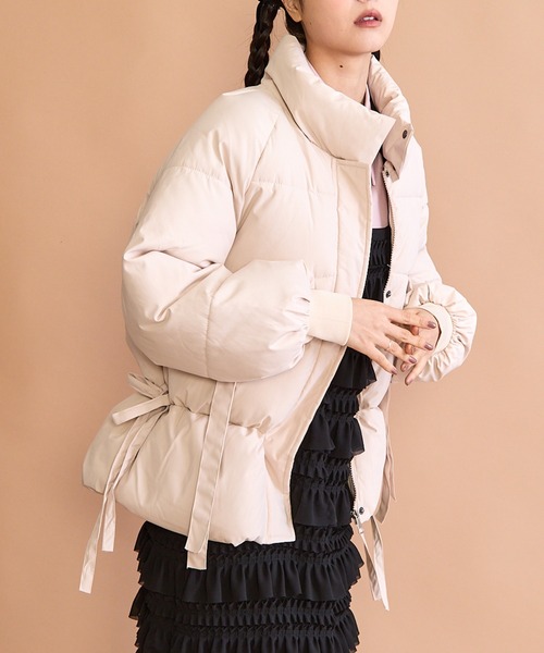paravion（パラビオン）の「サイドリボン中綿ダウンコート（ダウンジャケット/コート・レディース・アイボリー・FREE）」の20枚目の写真