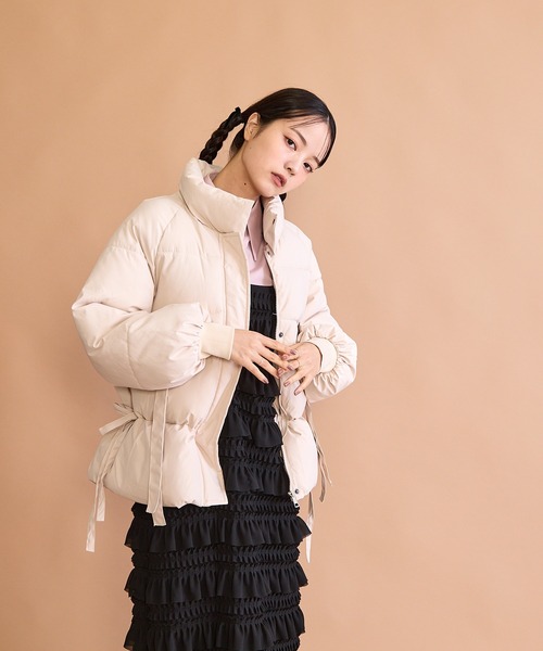 paravion（パラビオン）の「サイドリボン中綿ダウンコート（ダウンジャケット/コート・レディース・アイボリー・FREE）」の21枚目の写真