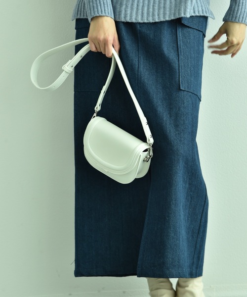 INTERPLANET(インタープラネット)の「ワイドベルトミニショルダーバッグ(ショルダーバッグ・レディース・ブラック/ホワイト/オレンジ・フリー)」の6枚目の写真