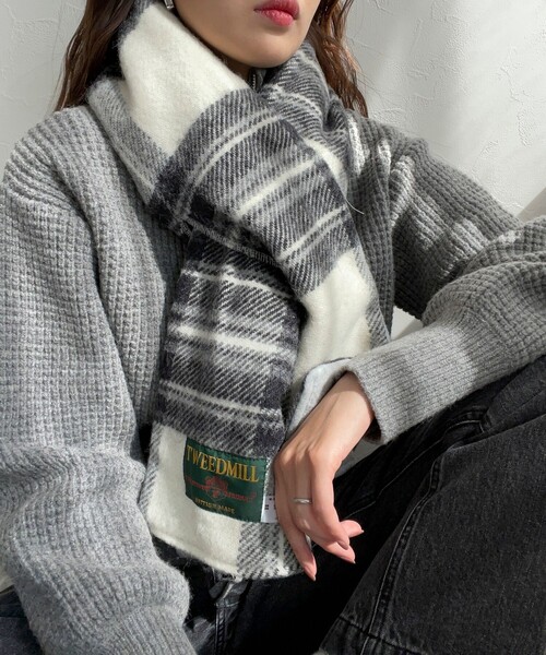 試着のみ美品Sheller holidayツイードキュロットシルバーsize M 試着