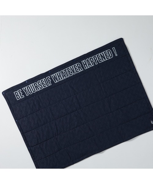 【セール】《ZOY》UNISEX ロゴエンボス 中綿ブランケット（ブランケット）｜ZOY（ゾーイ）