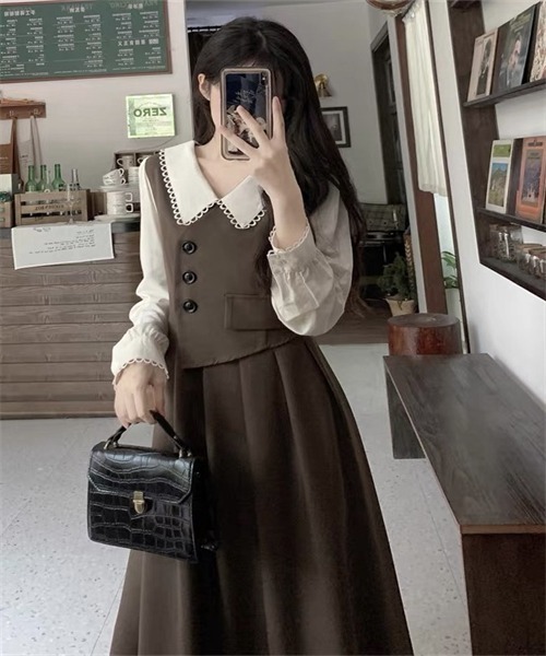 FREE STYLISTS（フリー スタイリスト）の「バイカラー セットアップ風フレアワンピース（ワンピース・レディース・ブラウン・S/M/L/XL）」の10枚目の写真