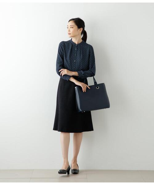 NEWYORKER（ニューヨーカー）の「シェブロンプリント タックブラウス（シャツ/ブラウス・レディース・ネイビー/グレイッシュベージュ・9号/11号）」の7枚目の写真