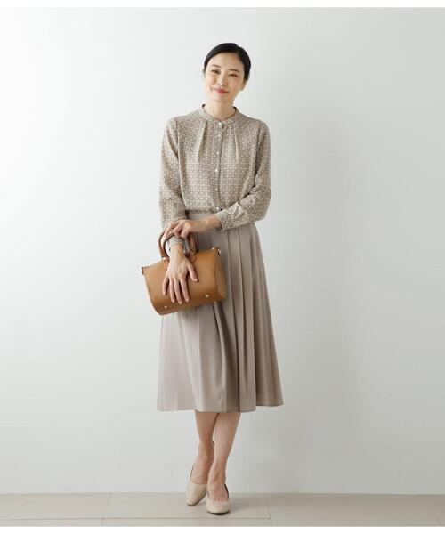 NEWYORKER（ニューヨーカー）の「シェブロンプリント タックブラウス（シャツ/ブラウス・レディース・ネイビー/グレイッシュベージュ・9号/11号）」の12枚目の写真