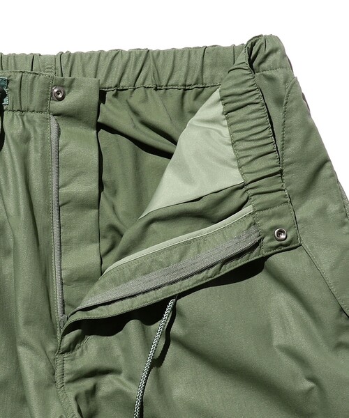 BEAMS PLUS(ビームスプラス)の「BEAMS PLUS / ナイロン マイクロメッシュ ミリタリー オーバーパンツ(その他パンツ・メンズ・オリーブ/ネイビー・L/M/S/XL)」の13枚目の写真