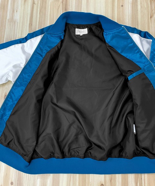 TopIsm（トップイズム）の「袖配色切替 無地 サテンスカジャン（スカジャン・メンズ・ダークグリーン/ブラック/ブルー/ネイビー・L/M/XL）」の10枚目の写真