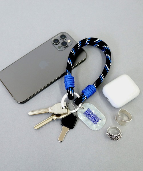 ACCOMMODE(アコモデ)の「アソートハンドストラップ / スマホストラップ(スマホグッズ・レディース・ブルー/ブラック/ホワイト/グリーン/ピンク・FREE)」の3枚目の写真