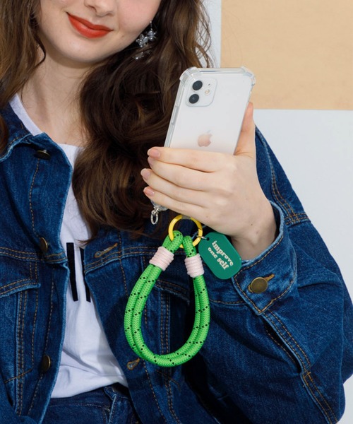 ACCOMMODE(アコモデ)の「アソートハンドストラップ / スマホストラップ(スマホグッズ・レディース・ブルー/ブラック/ホワイト/グリーン/ピンク・FREE)」の7枚目の写真