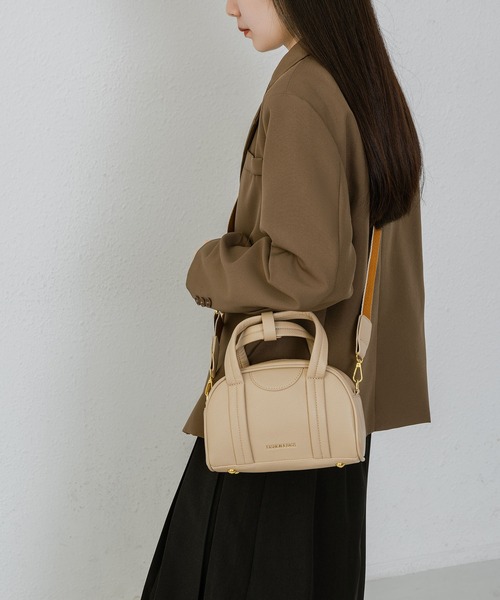 LA VORAGINE（ラ ヴォラジネ）の「2wayワイドショルダー　ボストンバッグ（ボストンバッグ・レディース・ベージュ/ブラック/ホワイト/ブラウン/グレイッシュベージュ・FREE）」の7枚目の写真