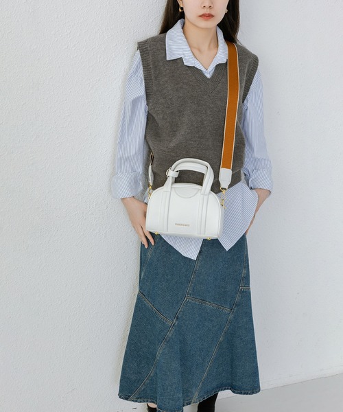 LA VORAGINE（ラ ヴォラジネ）の「2wayワイドショルダー　ボストンバッグ（ボストンバッグ・レディース・ベージュ/ブラック/ホワイト/ブラウン/グレイッシュベージュ・FREE）」の19枚目の写真