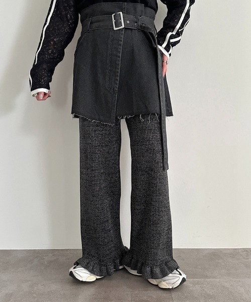 apres jour mignon(アプレジュールミニョン)の「ラメニットフリルパンツ【ZOZOTOWN限定アイテム】(その他パンツ・レディース・ブルー/ネイビー/パープル/ブラック/アイボリー・X-LARGE/MEDIUM/SMALL)」の1枚目の写真