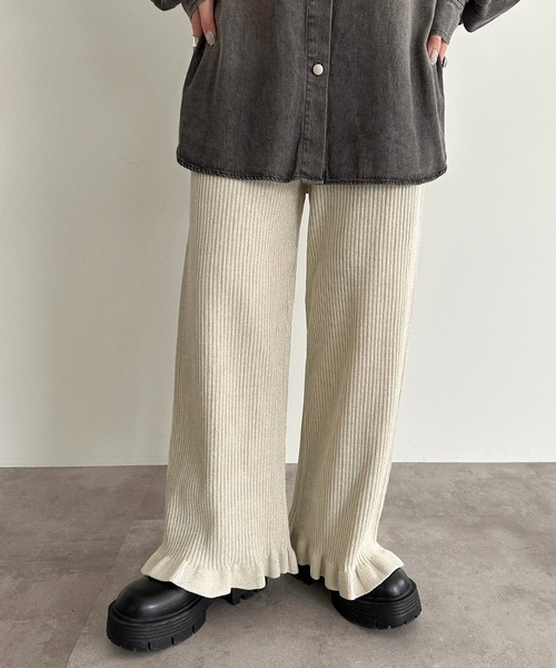 apres jour mignon(アプレジュールミニョン)の「ラメニットフリルパンツ【ZOZOTOWN限定アイテム】(その他パンツ・レディース・ブルー/ネイビー/パープル/ブラック/アイボリー・X-LARGE/MEDIUM/SMALL)」の7枚目の写真