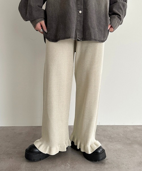 apres jour mignon(アプレジュールミニョン)の「ラメニットフリルパンツ【ZOZOTOWN限定アイテム】(その他パンツ・レディース・ブルー/ネイビー/パープル/ブラック/アイボリー・X-LARGE/MEDIUM/SMALL)」の8枚目の写真