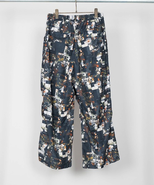 Iroquois（イロコイ）の「IROQUOIS イロコイ / INDUSTRIAL FLOWER FLIGHT PT セットアップフラワーグラフィックフライトパンツ カーゴパンツ / 476110（カーゴパンツ・メンズ・ブラック系その他/レッド系その他・2）」の12枚目の写真