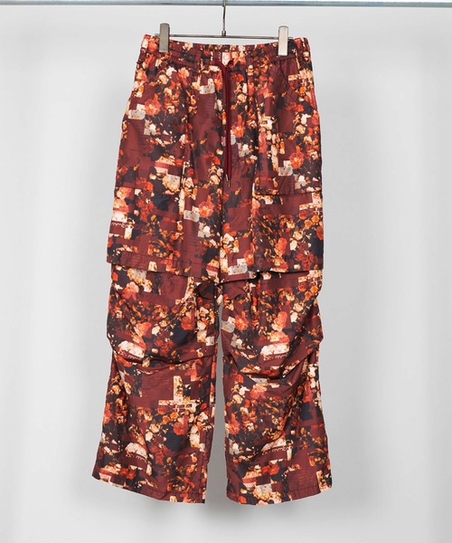 Iroquois（イロコイ）の「IROQUOIS イロコイ / INDUSTRIAL FLOWER FLIGHT PT セットアップフラワーグラフィックフライトパンツ カーゴパンツ / 476110（カーゴパンツ・メンズ・ブラック系その他/レッド系その他・2）」の15枚目の写真