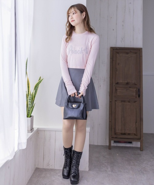 clear(クリア)の「ストーンロゴ長袖カットソートップス/ショート丈ロンT(Tシャツ/カットソー・レディース・オフホワイト/ブラック/ピンク・F)」の16枚目の写真