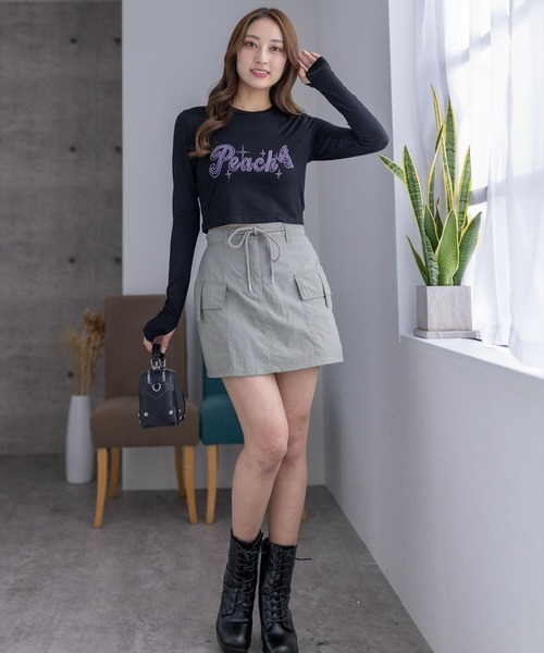 clear(クリア)の「ストーンロゴ長袖カットソートップス/ショート丈ロンT(Tシャツ/カットソー・レディース・オフホワイト/ブラック/ピンク・F)」の18枚目の写真