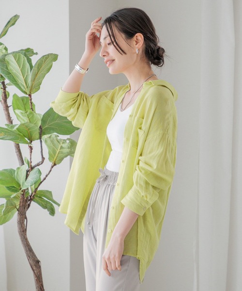 BAYFLOW(ベイフロー)の「リネンシャツ24(シャツ/ブラウス・レディース・オフホワイト/ブルー/ブラウン/ピンク/ネイビー/イエロー・SMALL/MEDIUM)」の5枚目の写真