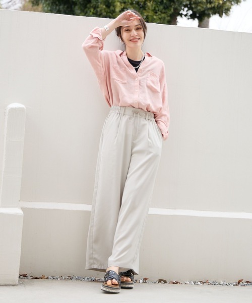 BAYFLOW(ベイフロー)の「リネンシャツ24(シャツ/ブラウス・レディース・オフホワイト/ブルー/ブラウン/ピンク/ネイビー/イエロー・SMALL/MEDIUM)」の21枚目の写真