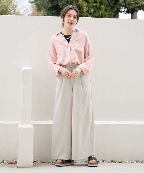 BAYFLOW(ベイフロー)の「リネンシャツ24(シャツ/ブラウス・レディース・オフホワイト/ブルー/ブラウン/ピンク/ネイビー/イエロー・SMALL/MEDIUM)」の20枚目の写真