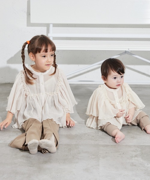 pairmanon(ペアマノン)の「袖ボリューム スタンドネック シアーブラウス(シャツ/ブラウス・キッズ・ネイビー/ピンク系その他/アイボリー・90/80/150/140/120/130/100/110)」の2枚目の写真