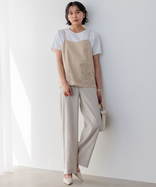 23区(ニジュウサンク)の「【洗える】ALBINIコーコラン シャツテール Tシャツ(Tシャツ/カットソー・レディース・ブラック系/ブルー系/ベージュ系/ホワイト系・32)」の17枚目の写真