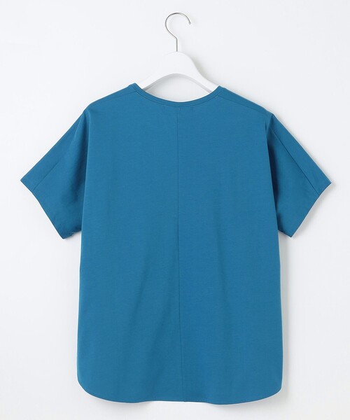 23区(ニジュウサンク)の「【洗える】ALBINIコーコラン シャツテール Tシャツ(Tシャツ/カットソー・レディース・ブラック系/ブルー系/ベージュ系/ホワイト系・32)」の10枚目の写真
