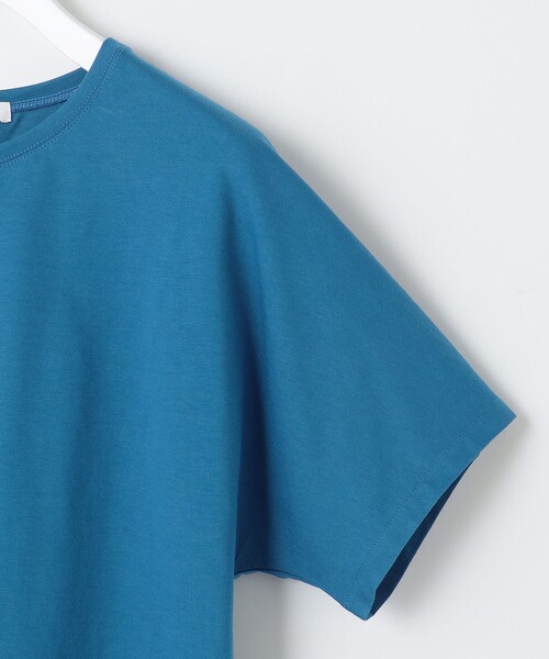 23区(ニジュウサンク)の「【洗える】ALBINIコーコラン シャツテール Tシャツ(Tシャツ/カットソー・レディース・ブラック系/ブルー系/ベージュ系/ホワイト系・32)」の12枚目の写真