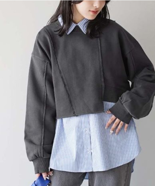 e-zakkamania stores（イーザッカマニアストアーズ）の「ダメージ ショートスウェット プルオーバー（スウェット・レディース・チャコール/ブルー・フリー）」の5枚目の写真