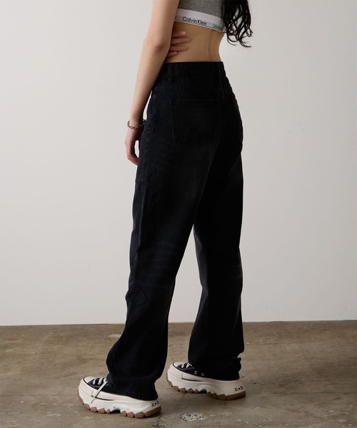 Chick（チック）の「▲Wide Straight Vintage Denim / ワイドストレートヴィンテージデニム（デニムパンツ・レディース・ブラック・L/M/S）」の3枚目の写真