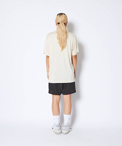 AKTR(アクター)の「AKTR SEASONAL AKTR LOGO SPORTS TEE(アクター シーズナル アクター ロゴ スポーツティー)(Tシャツ/カットソー・メンズ・パープル/ブルー/ベージュ系・MEDIUM/LARGE/X-LARGE/XX-LARGE)」の11枚目の写真