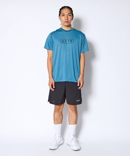 AKTR(アクター)の「AKTR SEASONAL AKTR LOGO SPORTS TEE(アクター シーズナル アクター ロゴ スポーツティー)(Tシャツ/カットソー・メンズ・パープル/ブルー/ベージュ系・MEDIUM/LARGE/X-LARGE/XX-LARGE)」の15枚目の写真