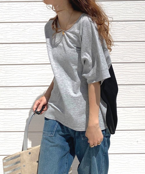 Q（キュー）の「シアードッキングトップス（Tシャツ/カットソー・レディース・グレー/オリーブ/ホワイト・MEDIUM）」の10枚目の写真